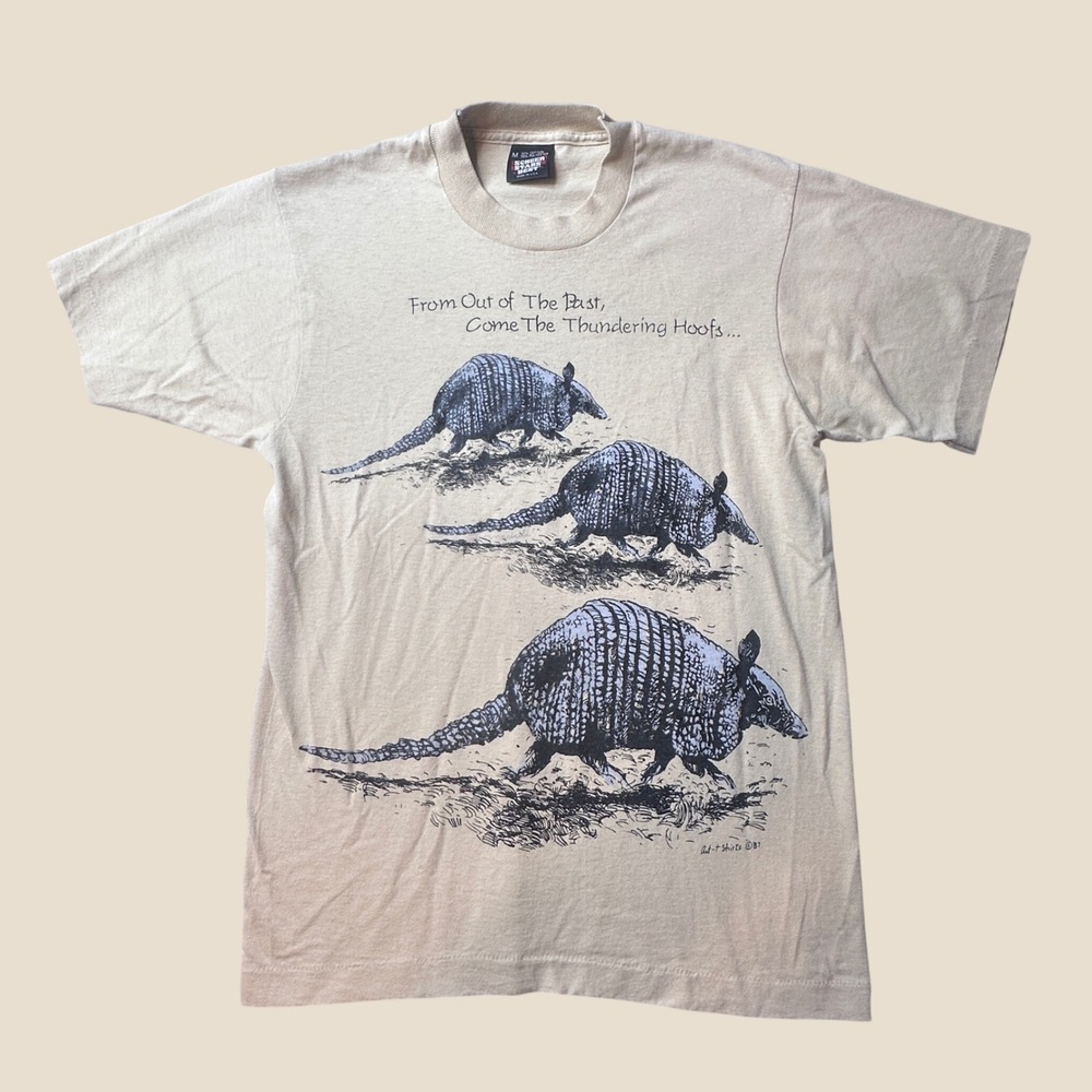 Vintage Screen Stars T-Shirt Mens M 1987 Armadillo Tan Single Stitch Art-t Shirt